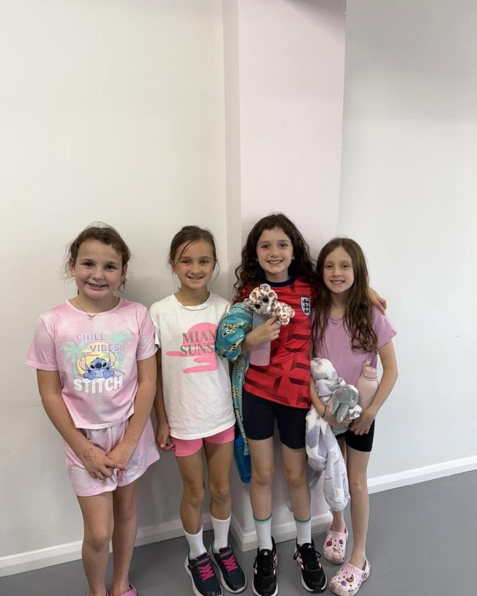 Four friends in the studio during Bring a Bestie Week